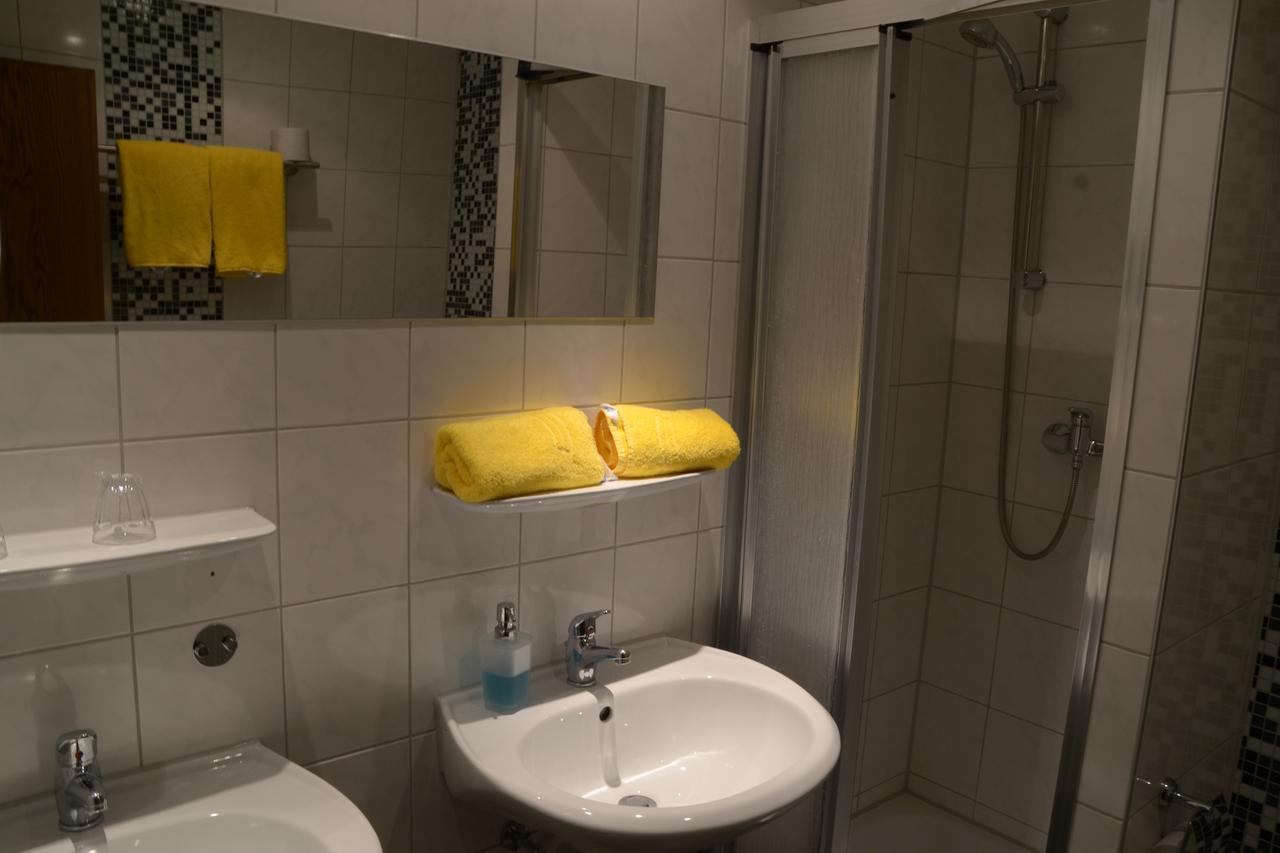 פפרונטן Landhotel Roefleuten מראה חיצוני תמונה