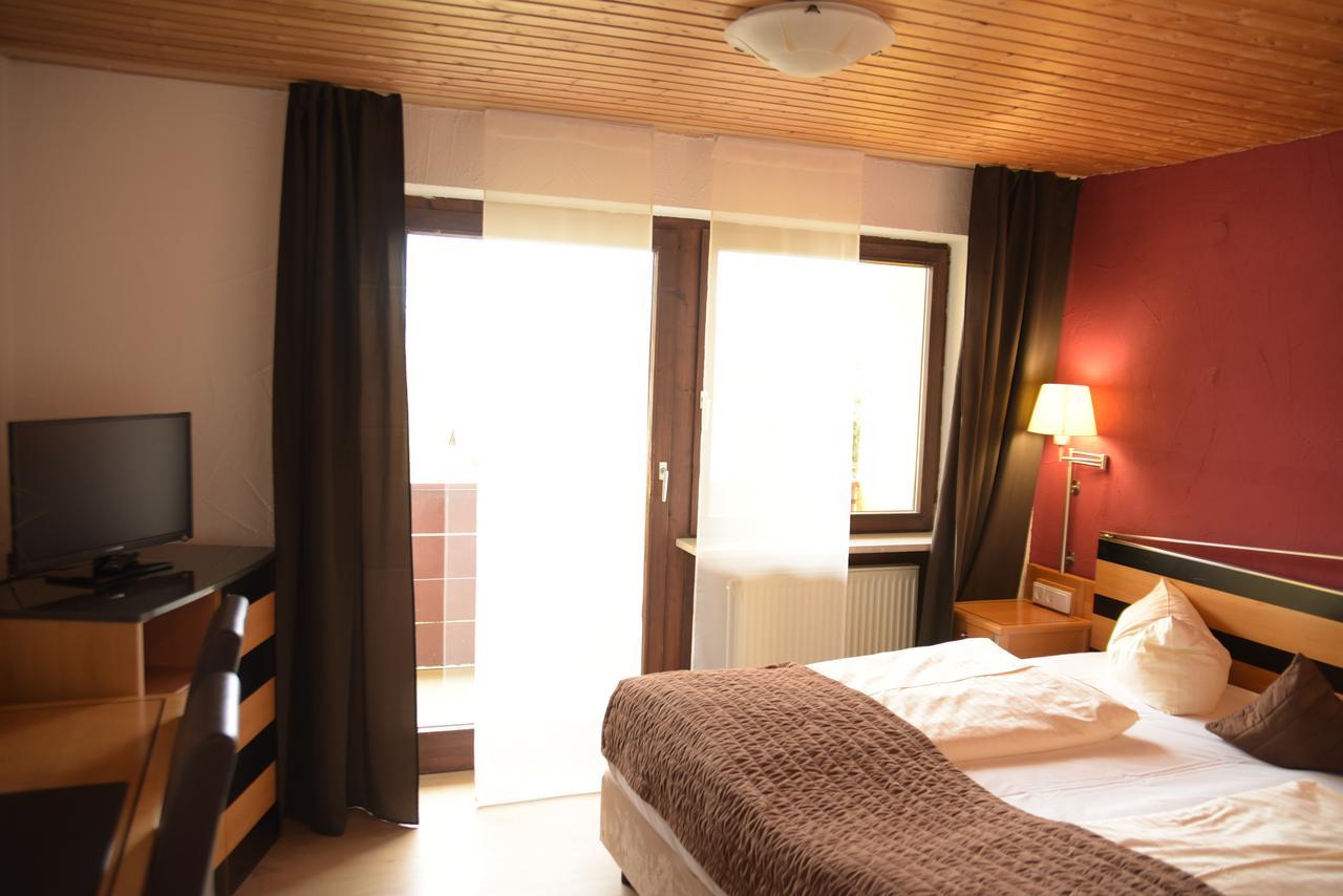 פפרונטן Landhotel Roefleuten מראה חיצוני תמונה
