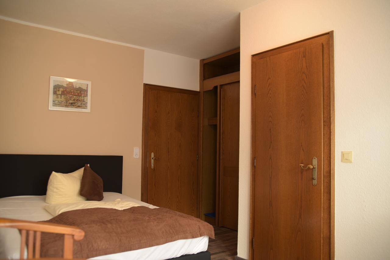 פפרונטן Landhotel Roefleuten מראה חיצוני תמונה